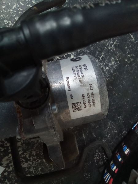 BMW i8 2014-2017 Brake vacuum pump