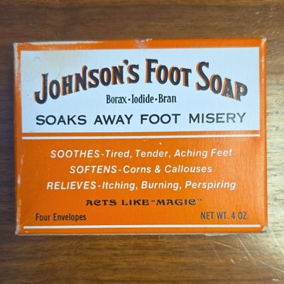 Vintage Johnson's Foot Soap / Foot Soak w/2 Envelopes in Original Box