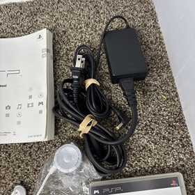 Sony PSP 1001 Console Bundle With Charger Games Accessories Great Condition