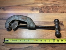 Heavy Duty Vintage SAUNDERS No. 12 CRAFTSMAN 1/8”-2” Pipe Cutter U.S.A.