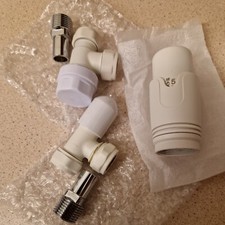 15mm Angled TRV Lockshield Valve