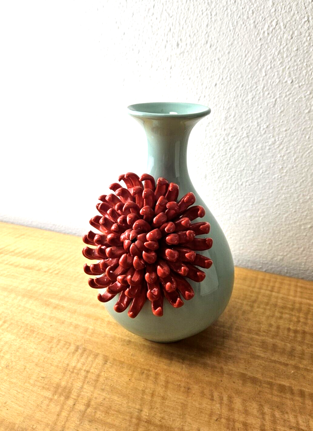 Anthropologie Chrysanthemum Vase Teal / Red Bloom Flower