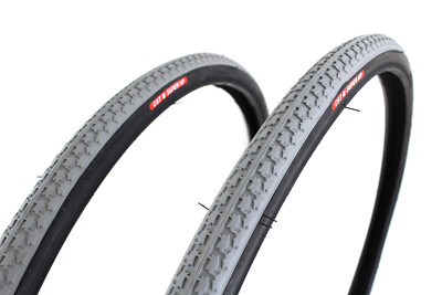 2x Rollstuhl Reifen 24x1  (25-540/541), grau/schwarz,Hochdruckreifen max 7,5 bar