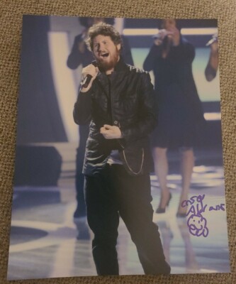 CASEY ABRAMS SIGNED 8X10 PHOTO AMERICAN IDOL GINGERBREAD HOUSE W/COA+PROOF WOW