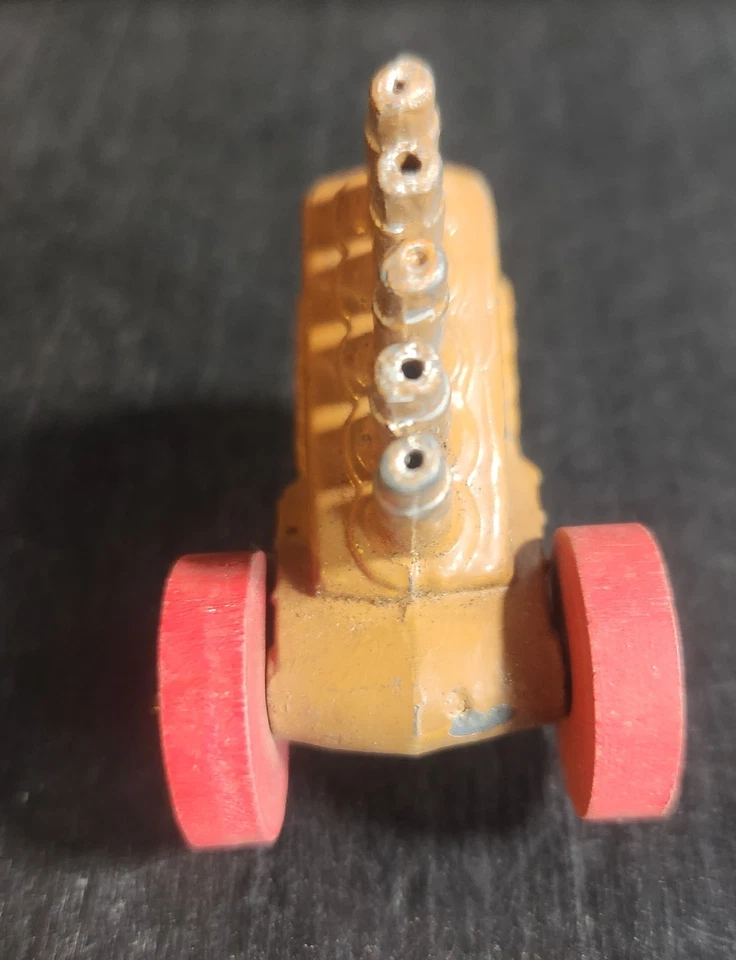 MANOIL VINTAGE 1930s M105 LEAD TOY 5 BARREL ANTI-AIRCRAFT ARTILLERY WOOD WHEELS - Image 4 of 4