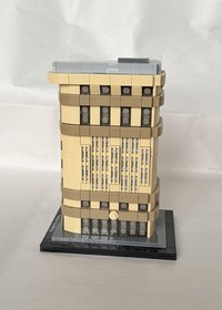 LEGO Architecture Flatiron Building 21023 Complete w/ Box & Manual (RETIRED)