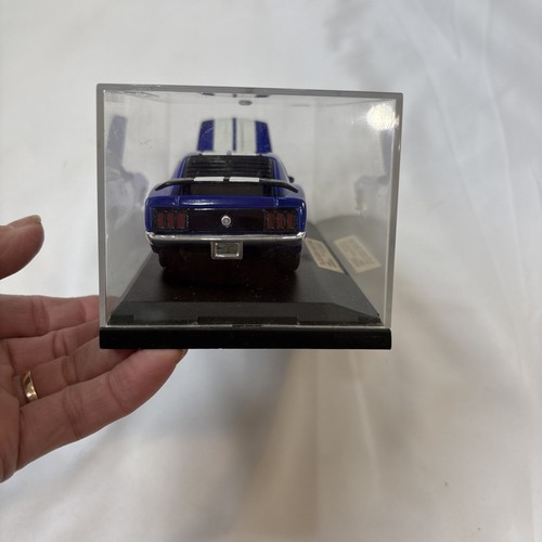 TootsieToy Hard Body 1970 Boss Mustang White 1:32 With Plastic Case Diecast - Picture 6 of 10