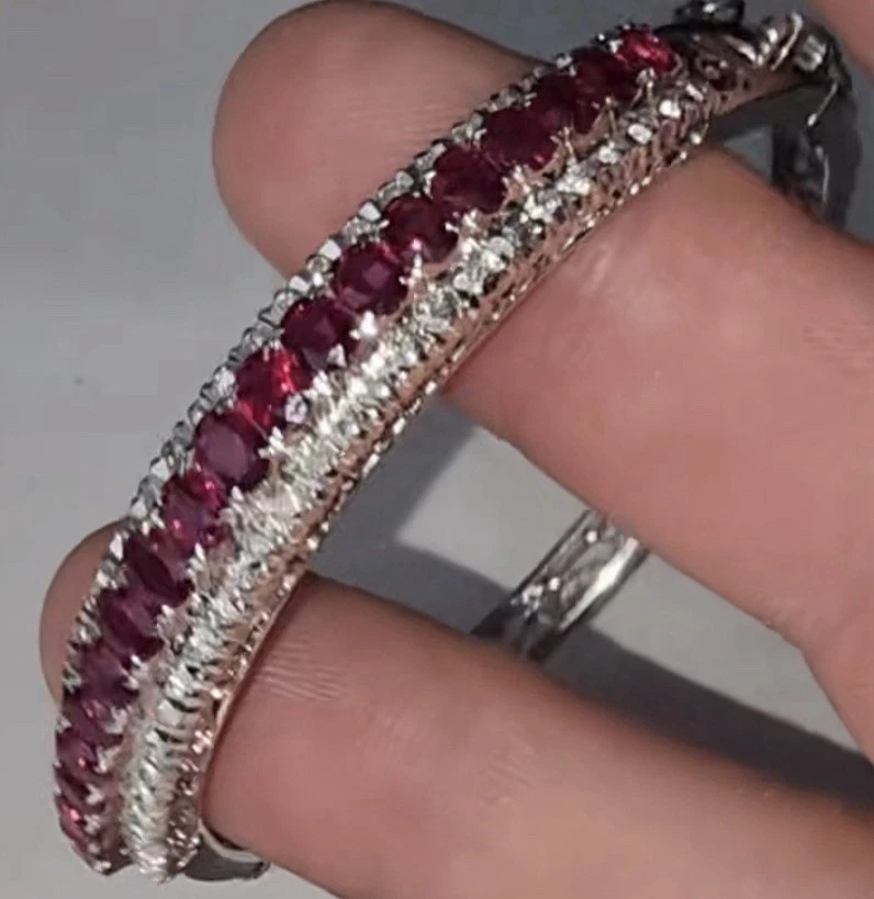 Brazalete de oro con diamantes rubí Foto 2 de 4