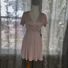 Express Pink Solid Fit & Flare Short Dress 4 V-Neck Keyhole Back Knit