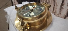 Schwere Schiffsuhr aus Messing – Bullauge / Porthole – Ship’s Time – Maritim