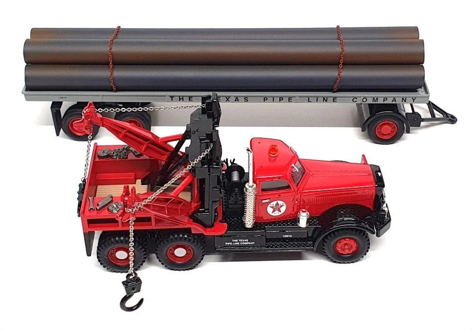 Corgi 1/50 Scale 55610 - Diamond T980 Wrecker Trailer & Pipes "Texaco" - Red - Image 3 of 4