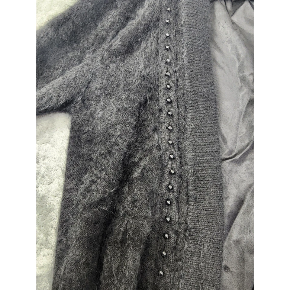 Cardigã Vintage Anos 80 Angorá Manga Balão Frisado Casulo Frente Aberta Tamanho M Preto - Imagem 4 de 4