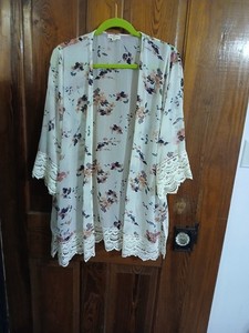 Mason & Belle Boho White Floral Sheer Chiffon Lace Kimono L