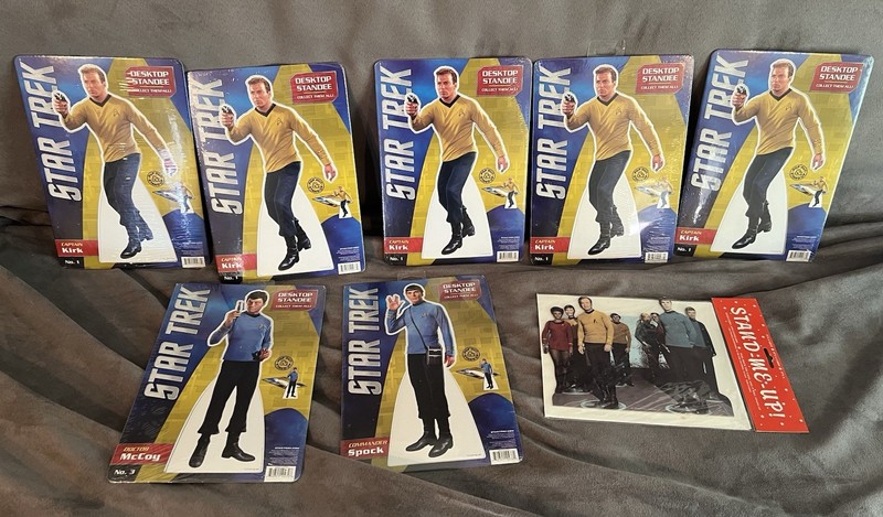 Star Trek 8 Stand-Me-Up 5 Captain Kirk, Spock, McCoy, USS Enterprise Crew Sealed