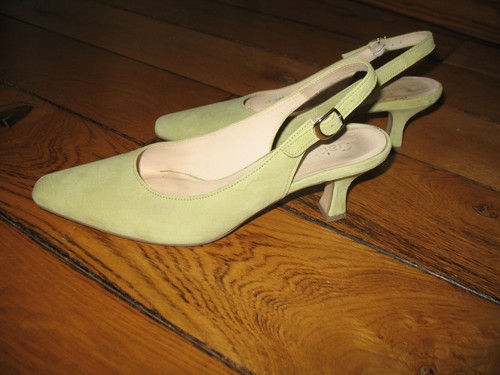 Green Gabor Kitten heel sling back shoes size 7