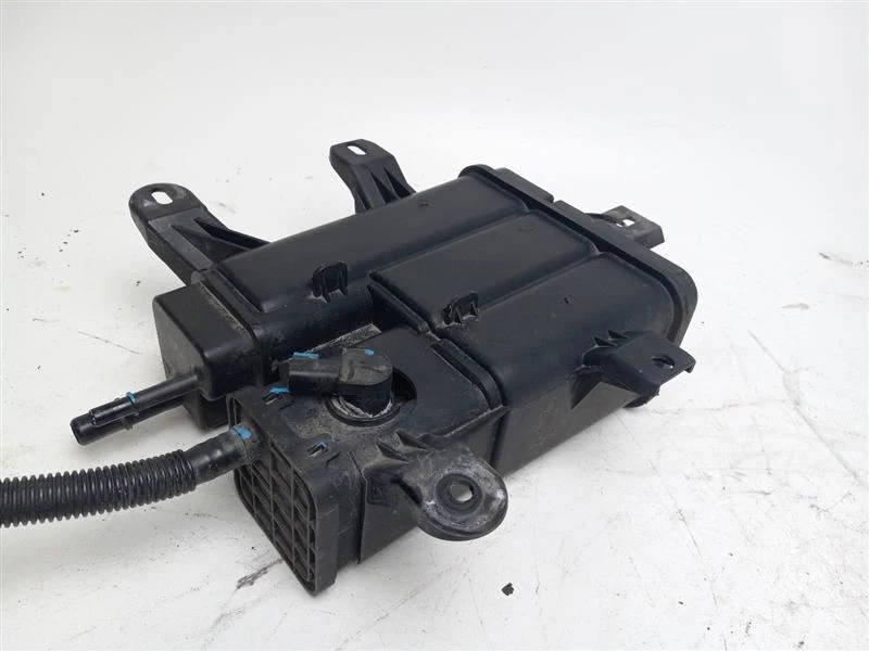 2016 GMC TERRAIN SLE FUEL VAPOR CANISTER 59131 - Image 3 of 4