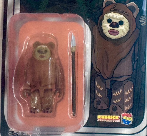 Wicket W. Warrick (Kubrick) (Tomy/ MediCom) (Japan 2010) - AFA 9.0 - Picture 4 of 4