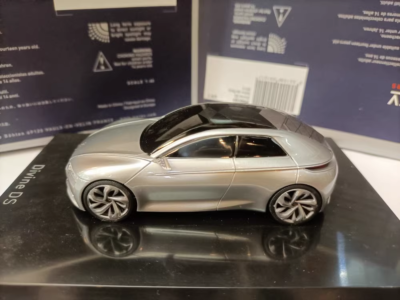 シトロエンDS コンセプトカー DIVINE DS ノレブ製1⁄43 パリモーター