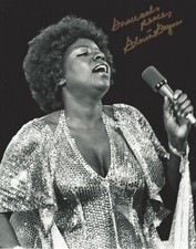 SINGER GLORIA GAYNOR SIGNED AUTHENTIC 8x10 PHOTO D COA DISCO ICON I WILL SURVIVE