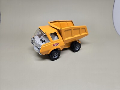 Vintage 1972 Tonka Mini Hoot 'n Hauler # 1230 - Dump Truck - 8 1/2'' Long Orange