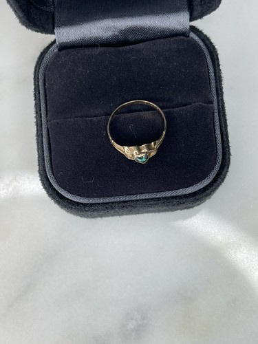 Antique HEART 10k Yellow Gold CHILD Band Ring Green Stone SZ 3 - Picture 5 of 12