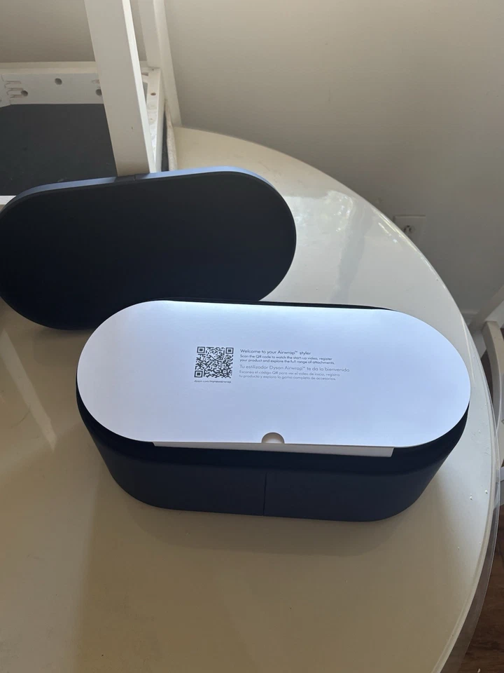 Dyson Airwrap Multi-Styler y Secadora Recta y Ondulada, Azul Prusia/Cobre Rico Foto 3 de 4