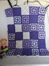 Vintage Handemade Granny Square Scallop Purple White Lap Blanket 29" By 36" Guc