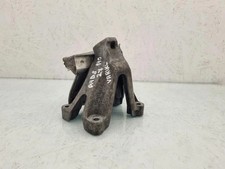Support moteur Audi 70