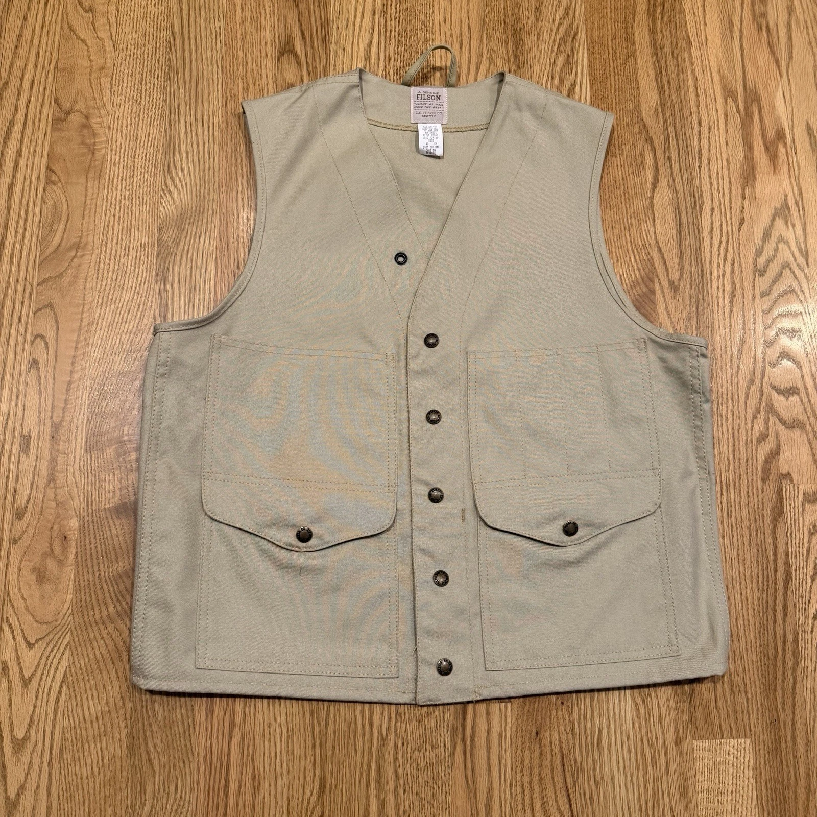Filson Tin Cloth Cotton Snap Button Vest Mens Size 40 Fishing Hunting Khaki Vtg