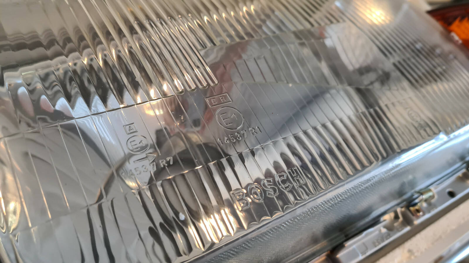 NEU NOS Mercedes-Benz W116 S-Klasse BOSCH Scheinwerfer LINKS  