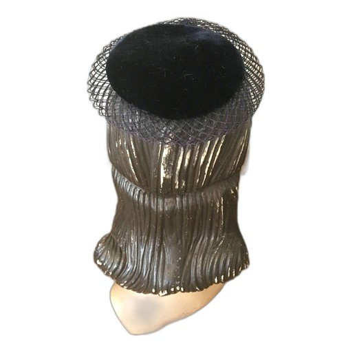 1960s Vintage Mini Hat or Fascinator, Navy Blue Mesh and Velvet - Picture 2 of 3