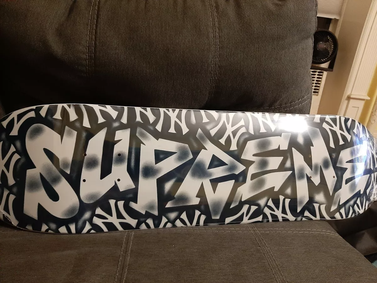 Supreme x New York Yankees Airbrush Skateboard Skate Deck, RARE, IN HAND SZ  8.25