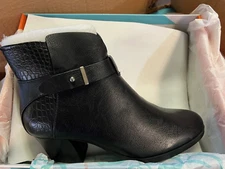 BareTraps LANE Women's Black Bootie (BT28471) | Shoes