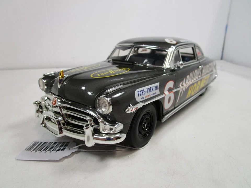 HIGHWAY 61 1/18 GRAY 1952 #6 FABULOUS HUDSON HORNET VERY NICE NO BOX *READ* - Image 2 of 4