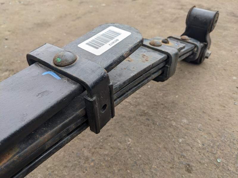 2016-2021 Toyota Tacoma Rear Left Leaf Spring Assembly 48220-04352 