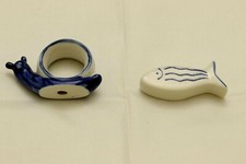 CERAMIC NAPKIN RINGS & KNIFE RESTS SET Snail & Fish Blue & White
