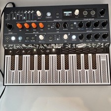 Arturia MicroFreak 25-Key Hybrid Paraphonic Synth w/ PSU USB, 2019 Capacitive
