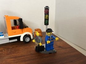 LEGO Retired 60017 City Flatbed Truck 100% Complete with Box and Manuals 