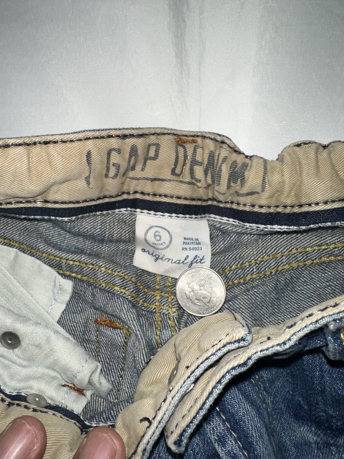 Picture 4 of 9