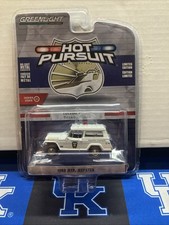 HOT PURSUIT TOLEDO POLICE 1969 JEEP JEEPSTER SERIES 35 1/64 Diecast