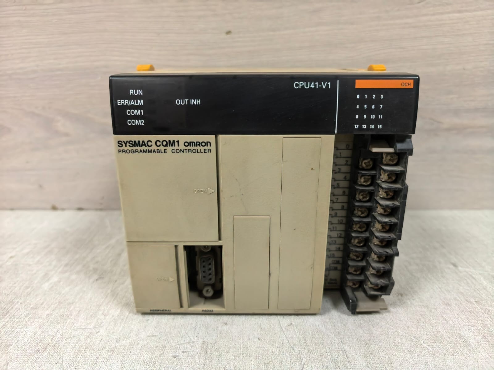 Omron CQM1-CPU41-EV1 OMRON CQM1-CPU41-EV1 SYSMAC CQM1 PROGRAMMABLE CONTROLLER 24VDC 2