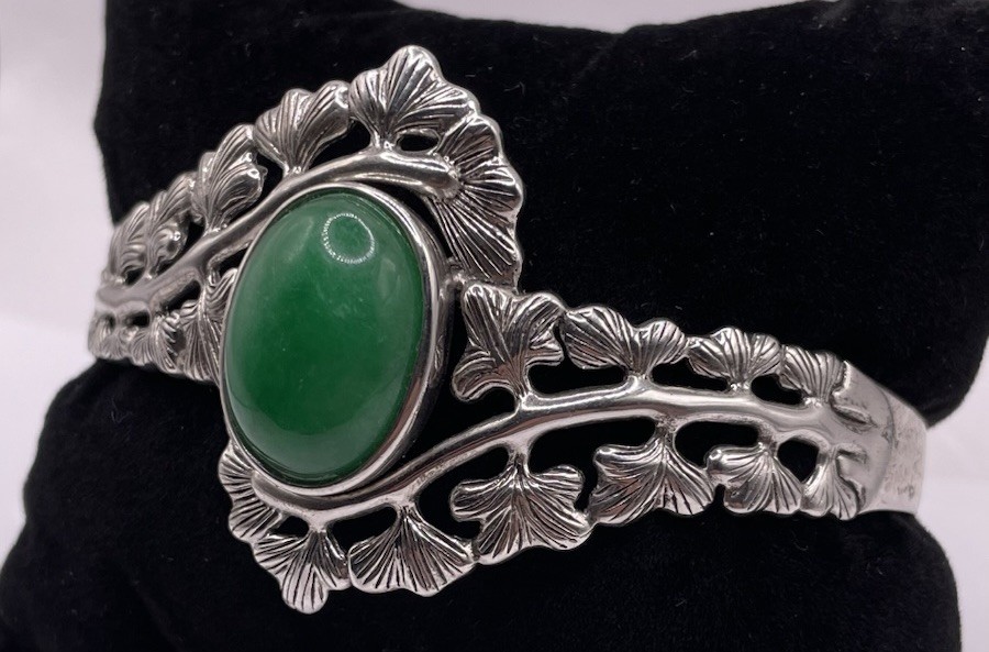 Sterling Silver Large Green Chalcedony Leaf Cuff(… - image 2