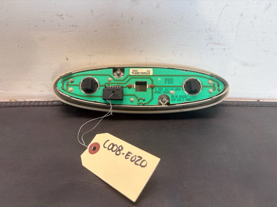 Luminária cúpula Mini Cooper S R53 - Imagem 3 de 3