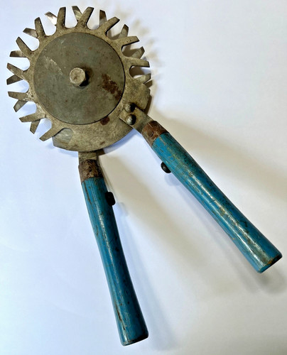 Vtg RARE 1940 GEROTOR MANUAL ROTARY HEDGE TRIMMER Shears MoMA Design BLUE HANDLE