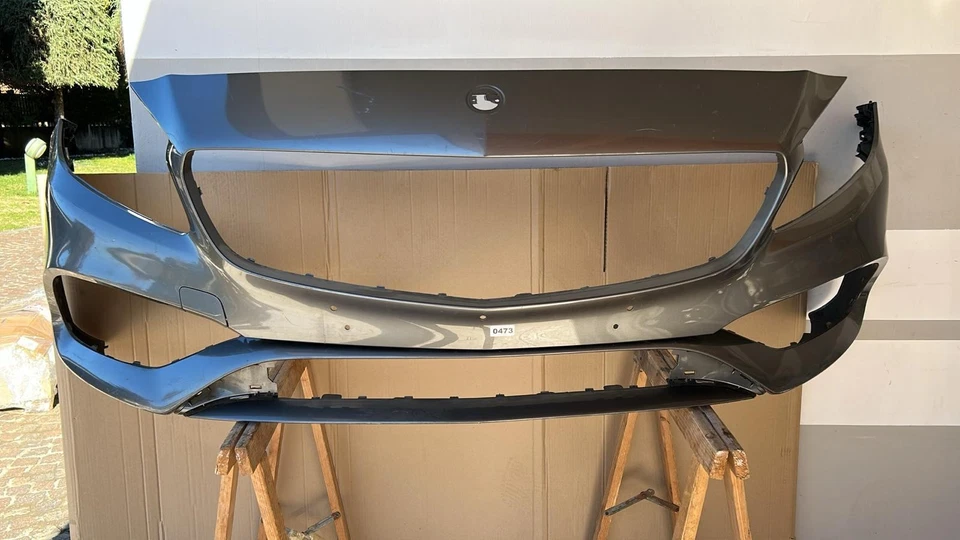 PARAURTI ANTERIORE CLASSE A W176 PREMIUM AMG ORIGINALE  2015-2018 GRIGIO MONTAGN - Immagine 3 di 4