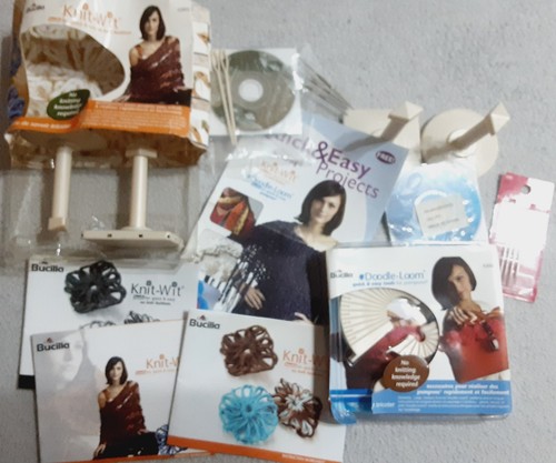 Bucilla Knit Wit Tool Set For Quick & Easy No Knit Fashion + Extras - Big Lot