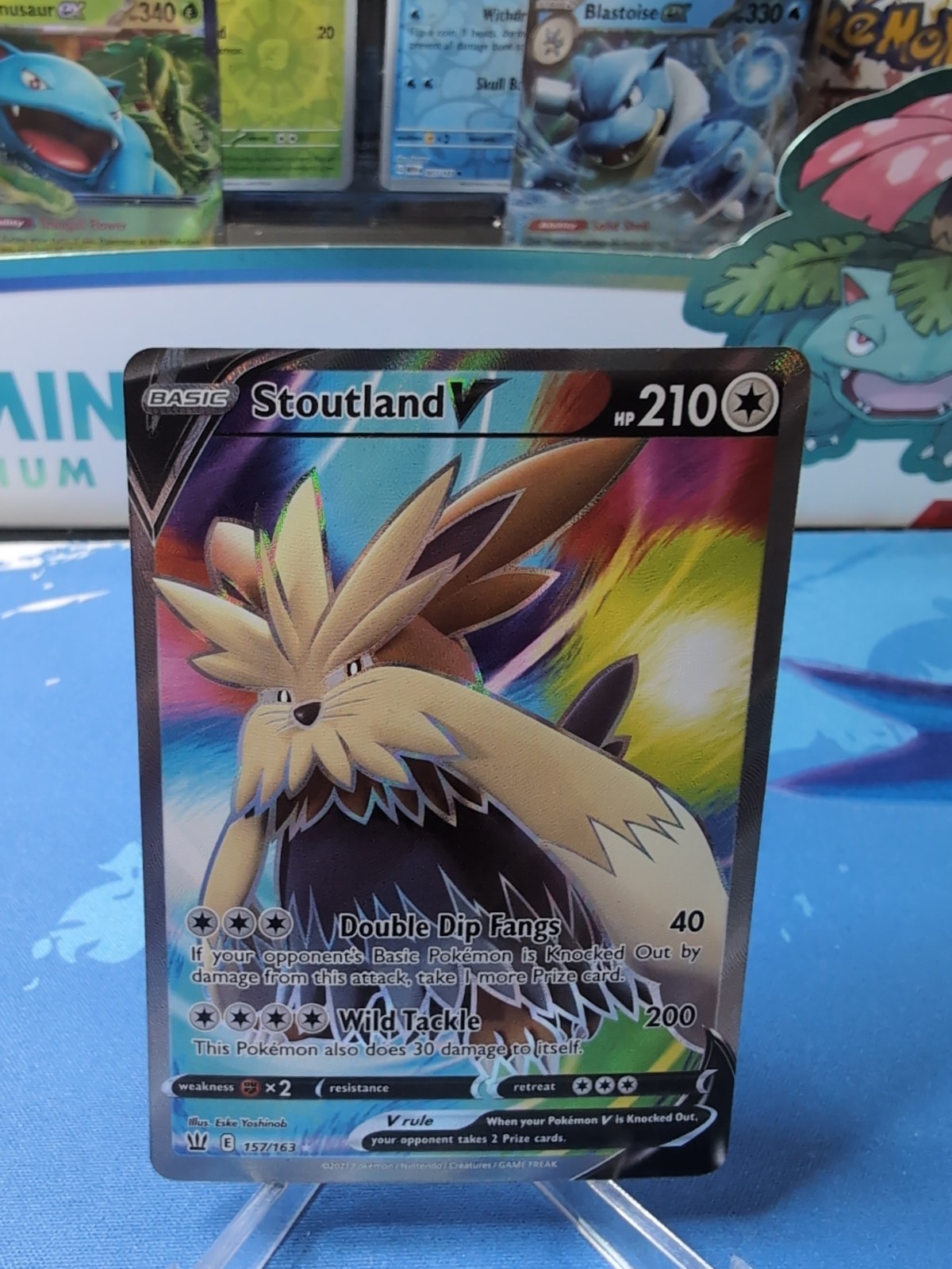 Stoutland V - 157/163 - Pokemon Battle Styles Sword & Shield Full Art Card NM