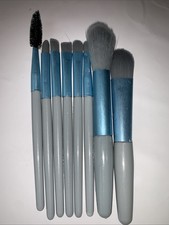 New Travel Makeup 8 Brush Set-fits Perfectly Inside A Cosmetic Bag