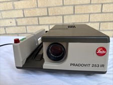 PROJECTEUR DIAPOSITIVE LEITZ Wetzlar Pradovit Color 250 + Défectueux (261949) EUR 37,17 - FR