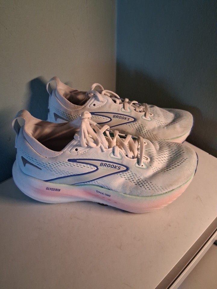 Brooks Glycerin 22 Women's Color White/Limpet Shell Size 7.5 | eBay